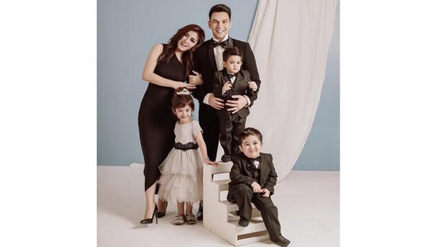 7 Seleb Tanah Air yang Dikaruniai Anak Kembar, Lucu dan Menggemaskan