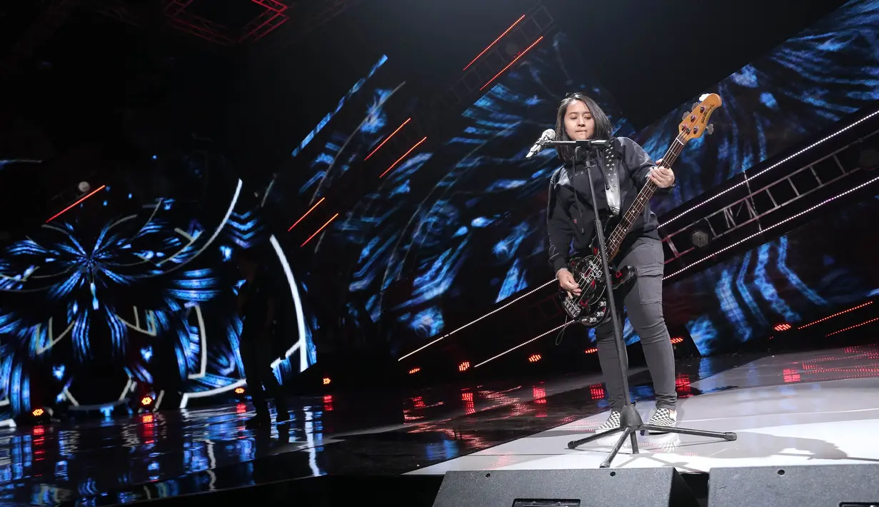 SCTV kembali menghadirkan konser musik bagi pemirsanya. Kali ini bertajuk The Biggest Concert Long Live Kotak X Anggun. Menurut Cella, konser yang dikemas santai itu merupakan pesta bagi kerabat Kotak. (Galih W. Satria/Bintang.com)