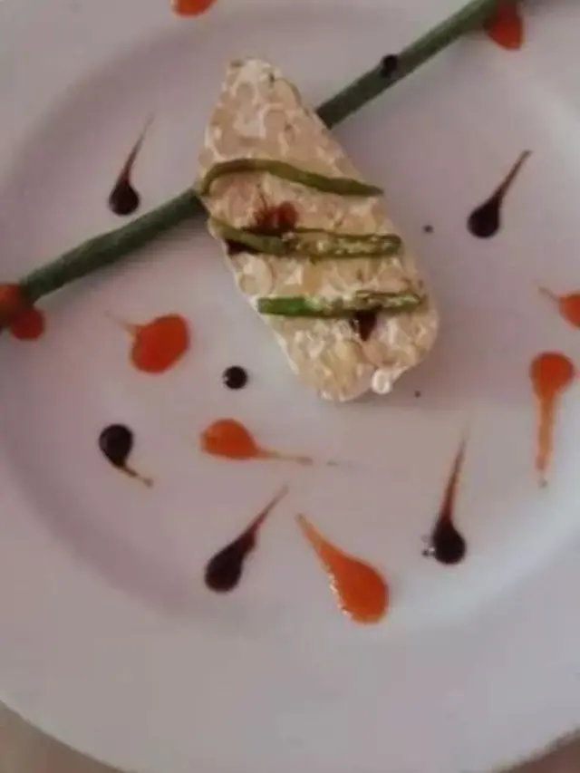 6 Menu Akhir Bulan Ditata ala Makanan Mewah Ini Kelewat Unik