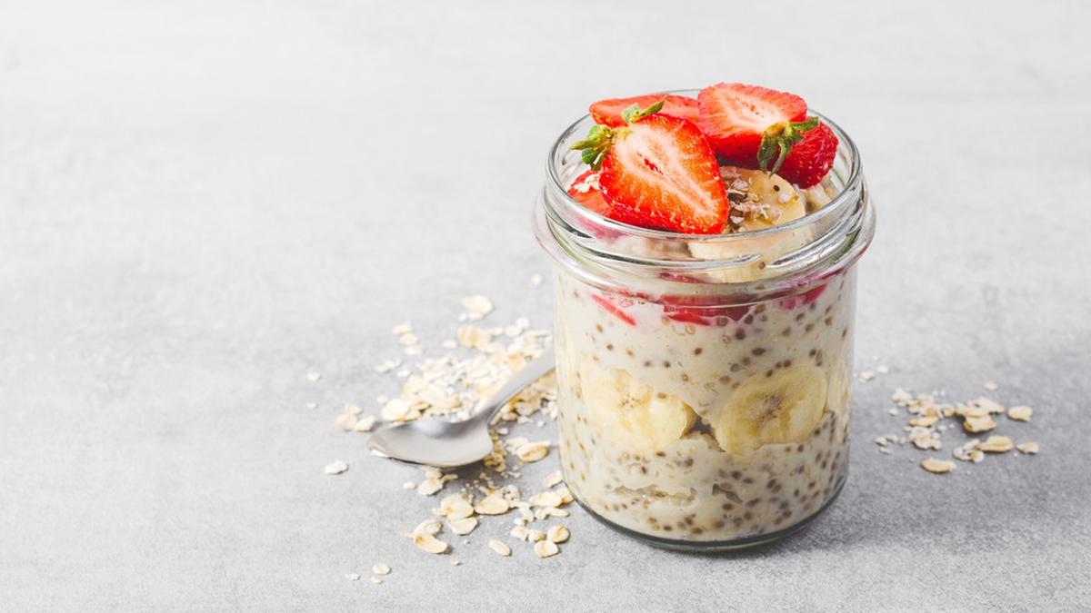 7 Manfaat Mengonsumsi Overnight Oats, Makanan Praktis yang Menyehatkan
