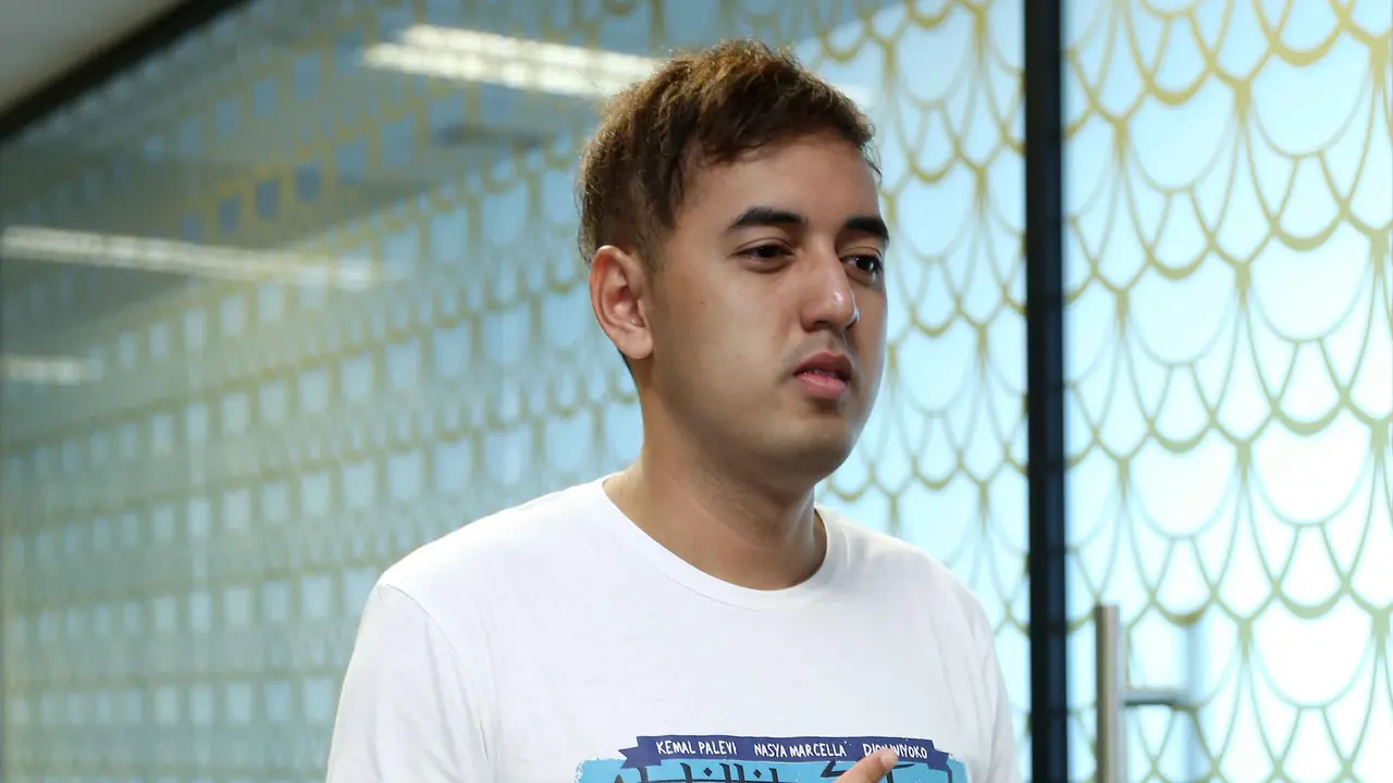 [Bintang] Ayah Meninggal Dunia, Kemal Palevi: Sampai Ketemu Lagi Pa