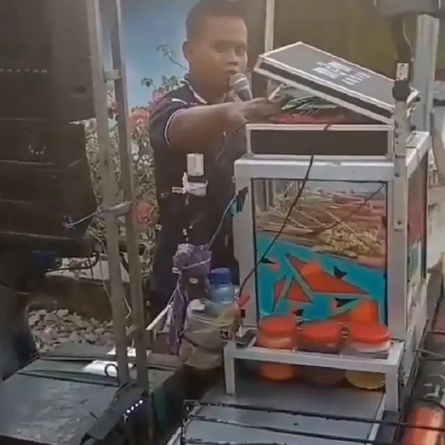 pedagang pentol