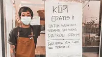 Kedai kopi di Jepara, Jawa Tengah, memberikan kopi gratis kepada petugas patroli dari Polres Jepara selama PPKM Darurat (Dok.Instagram/@rumahseduh.jepara/https://www.instagram.com/p/CRBhc0BsNUZ/Komarudin)