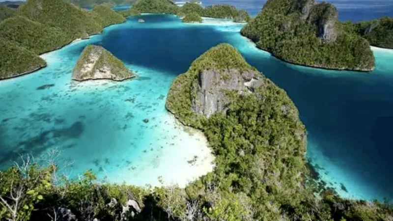 Terbuai Pesona Tersembunyi Raja Ampat