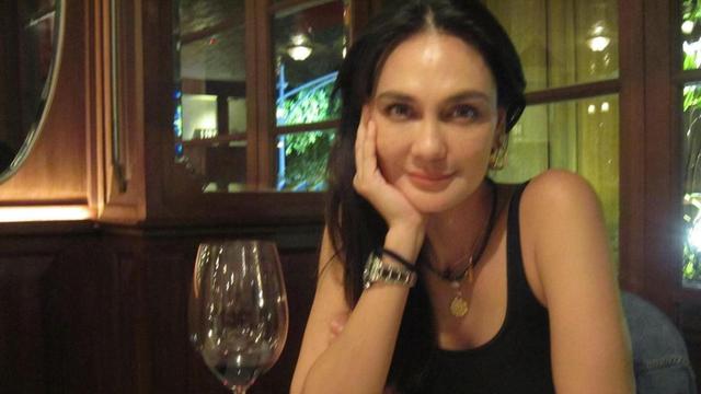 Potret Luna Maya saat rayakan ulang tahun Maxime Bouttier ke-31 (Sumber: Instagram/@bouttier_maxime)