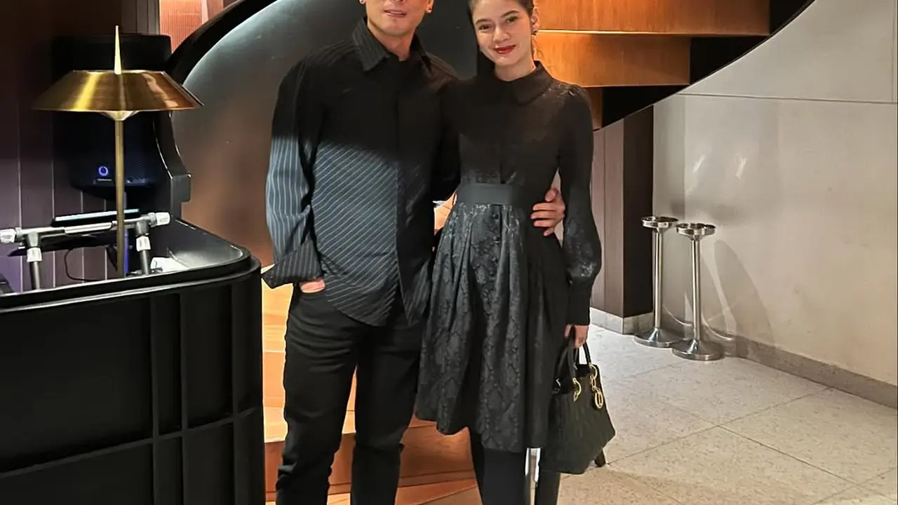Gaya Serasi Chef Juna dan Citra Anindya Rayakan Ulang Tahun dengan Kejutan Manis