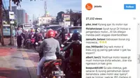 Aksi Pengguna Motor Rampas Hak Pejalan Kaki dan Tunanetra. (Instagram)