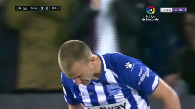 Berita video highlights La Liga Spanyol antara Alaves menghadapi Barcelona yang berakhir dengan skor 0-2, Rabu (24/4/2019) dinihari WIB.