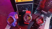 Boombox yang pernah populer pada masa 90an jadi inspirasi desain jam tangan G-Shock terbaru. Palet warna yang dihadirkan juga seakan mengulang tren masa itu. (Liputan6.com/Dinny Mutiah)