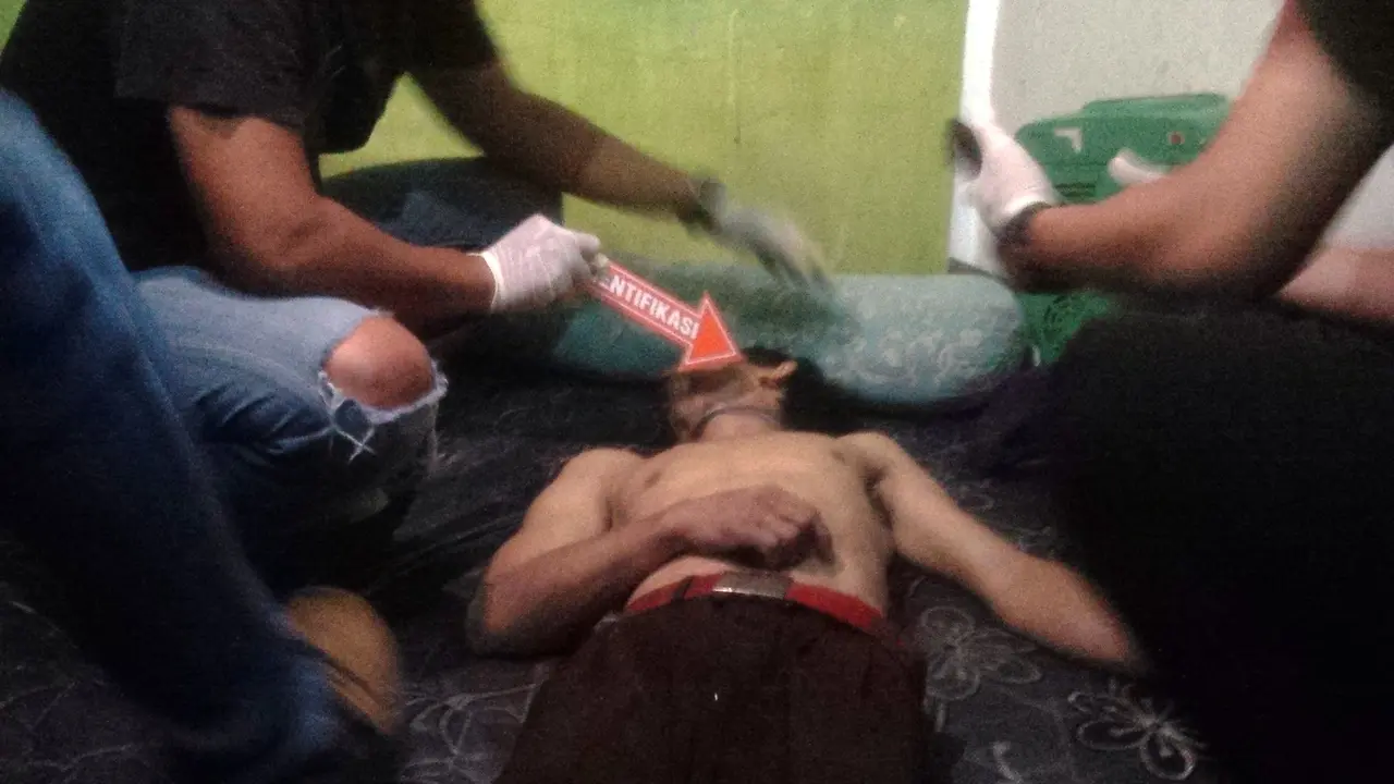 gantung diri palembang