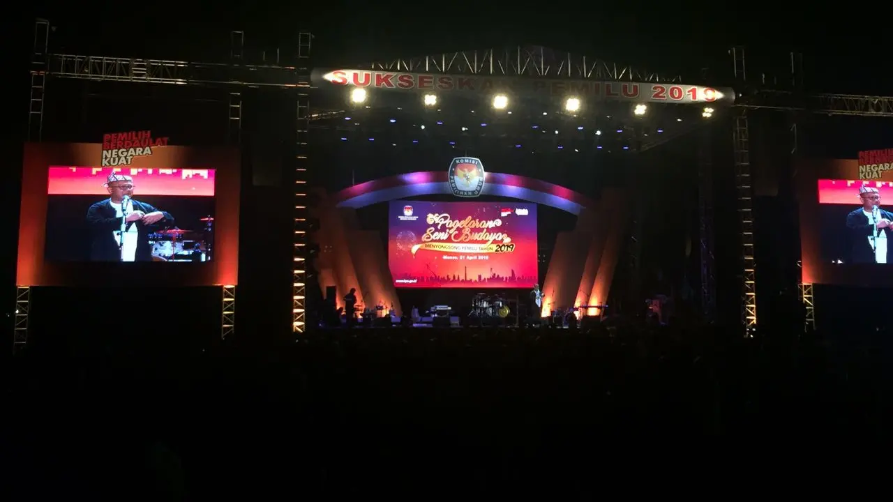 KPU mengadakan pagelaran seni budaya di Monas