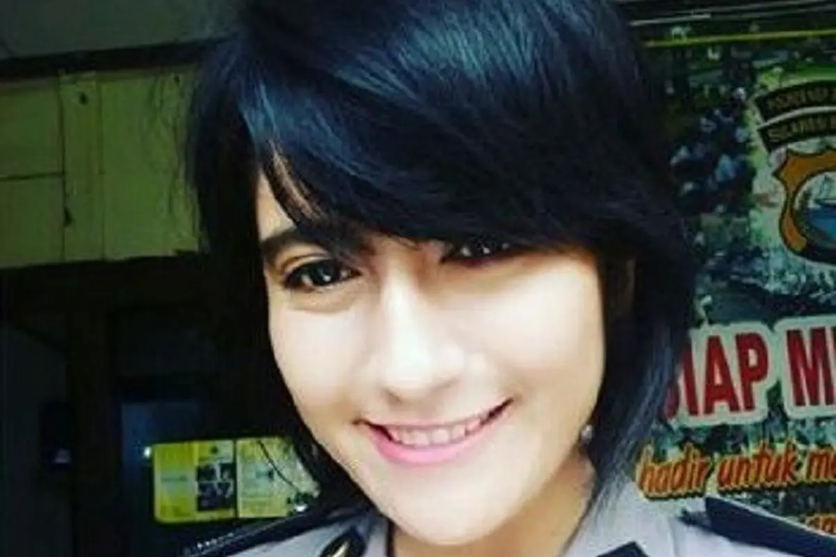 Polwan Cantik di Sulsel Jadi Inspirasi Anak-Anak