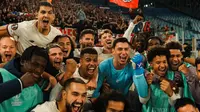 Momen Lille merayakan kemenangan bersejarah atas AS Roma di ajang Liga Europa 2025/2026. (X/Lille)