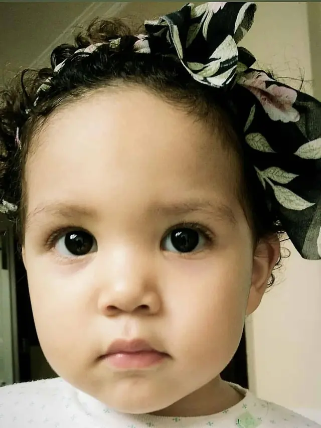 Beda Usia 70 Tahun dari Ayah, Ini 6 Potret Malayeka Shezan Putri Ahmad Albar