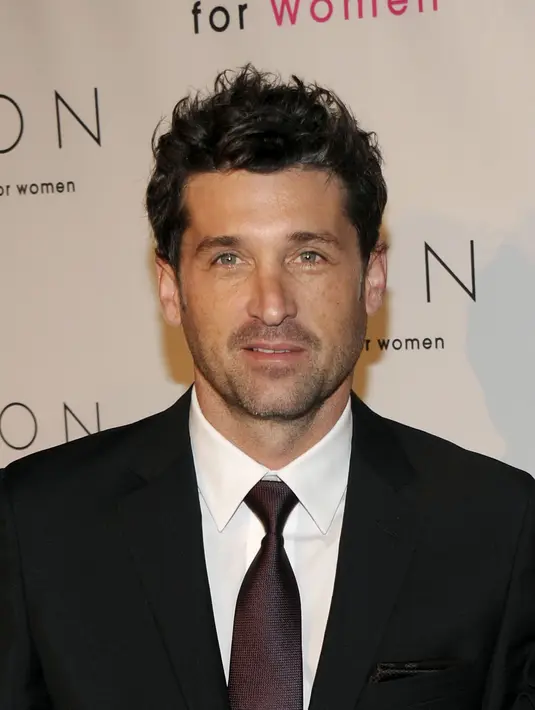 Tahun 2009. Tampil dengan rambut cepak, Patrick Dempsey menghadiri perayaan Yayasan Avon ‘Perjuangan yang Mengubah Hidup Wanita’ di Cipriani 42nd street pada tanggal 27 Oktober 2009 di New York City. (AFP/Bintang.com)