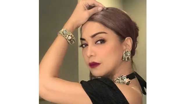 Selain Dokter Reisa Broto Asmoro, 7 Artis Cantik Ini Miliki Gelar Bangsawan