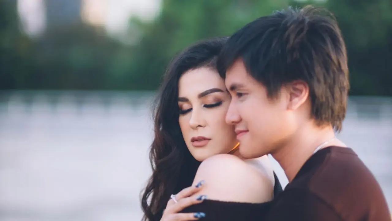 [Fimela] Kevin Aprilio dan Vicy Melanie