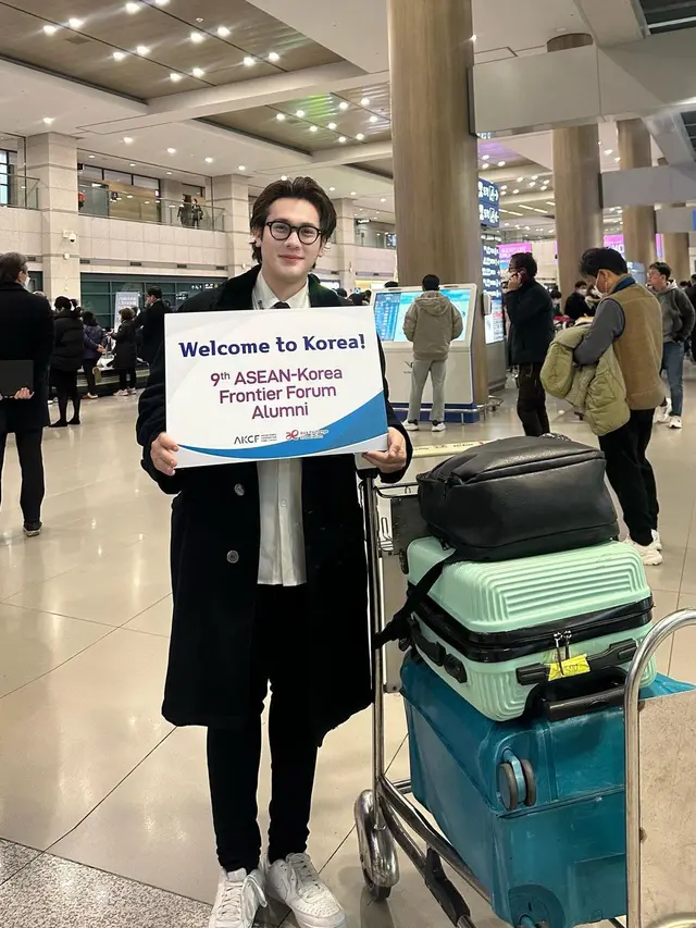 Potret Terbaru Deris Nagara, Kini Jadi President of ASEAN-Korea Frontier Forum6 Potret Terbaru Deris Nagara, Kini Jadi President of ASEAN-Korea Frontier Forum