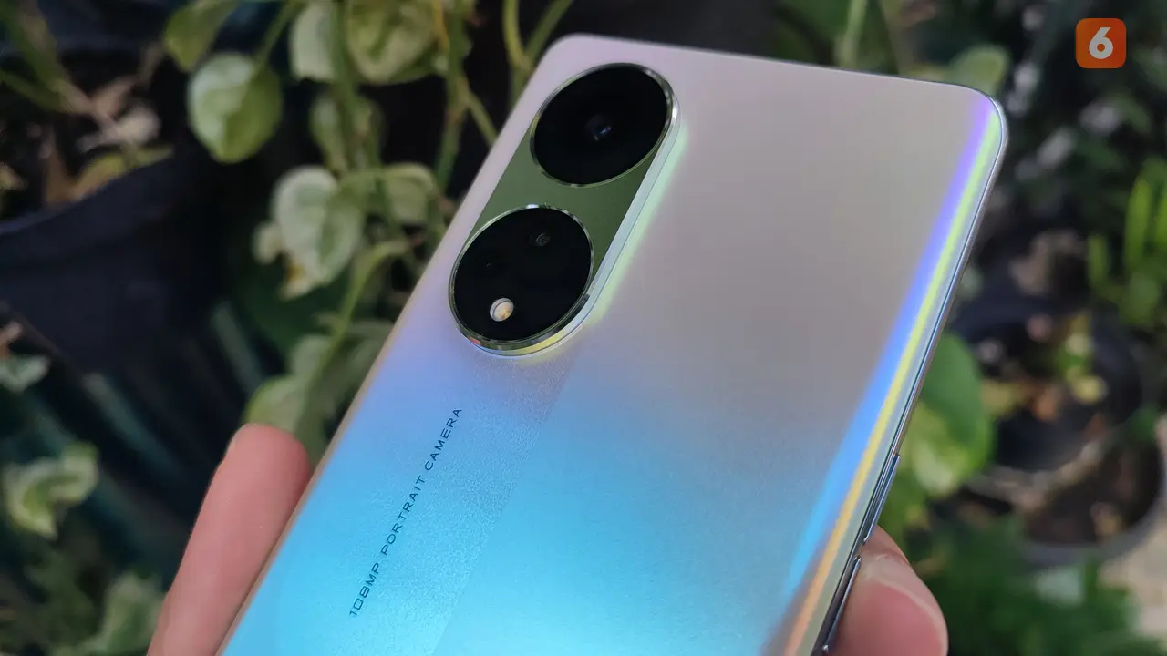 Oppo Reno8 T 5G (Liputan6.com/Giovani Dio Prasasti)