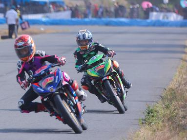 Yamaha Cup Race (YCR) 2024 putaran pertama telah dimulai hari ini Sabtu hingga Minggu di sirkuit Pancasila Karaeng Mallombassang, Pangkep Sulawesi Selatan. (Bola.com/M Iqbal Ichsan)