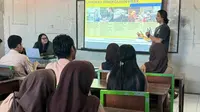 AHM Ajarkan Cara Tangkal Hoak di SMK Binaan Makassar (ist)
