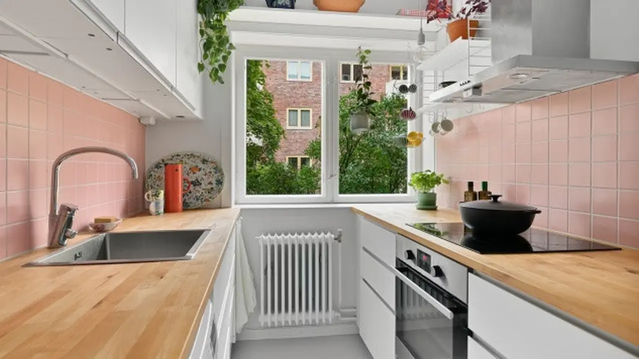 Ilustrasi Model Dapur Modern Klasik (Credit: Alex Tyson/Unsplash)
