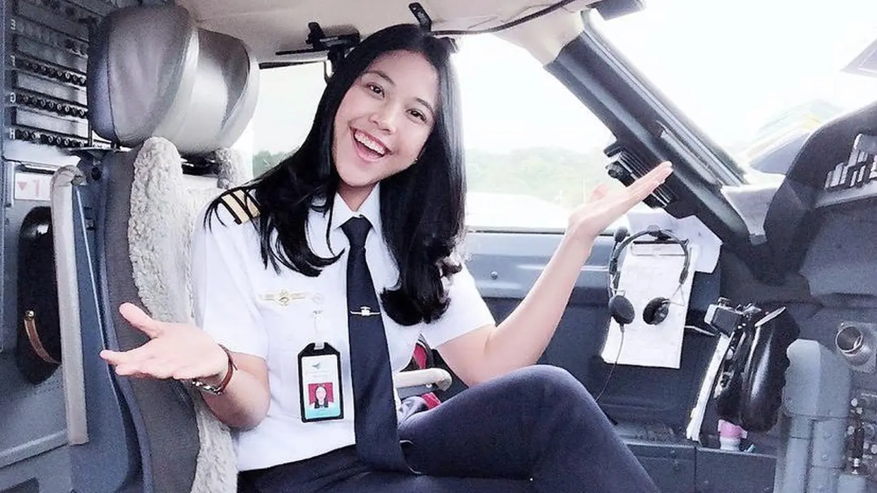 Potret Tania Artawidjaya Pilot Perempuan Indonesia