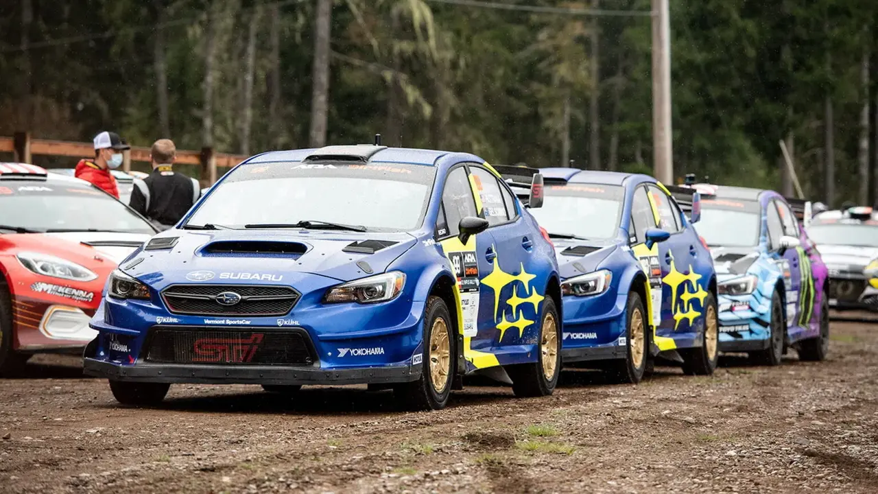 Barisan Mobil Reli Subaru WRX STI Siap Berlaga di Lintasan Kerikil
