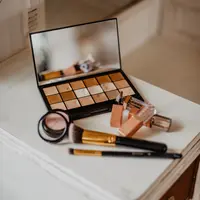 ilustrasi masa kedaluarsa makeup/pexels