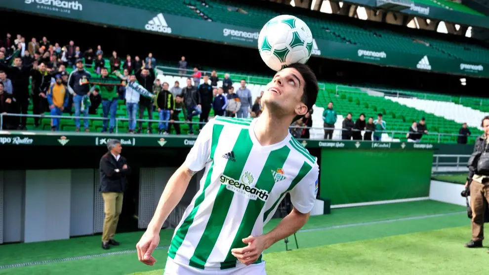 Marc Bartra resmi pindah ke Real Betis dari Dortmund (marca)