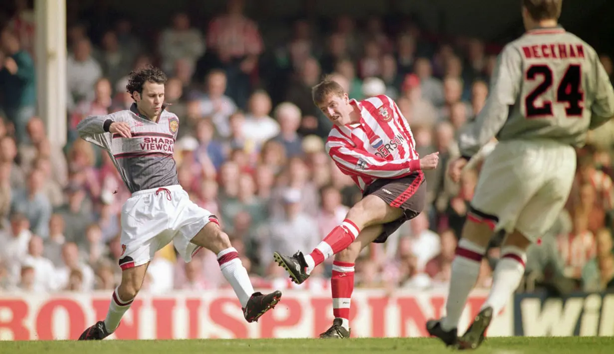 Matt Le Tissier menjadi salah satu pemain yang paling diremehkan pada tahun 1990-an. Meskipun begitu, legenda Southampton tersebut ternyata tercatat sebagai eksekutor penalti terbaik. Le Tissier sukses mencetak 47 gol dari 48 percobaan tendangan 12 yard. (AFP/Staff)