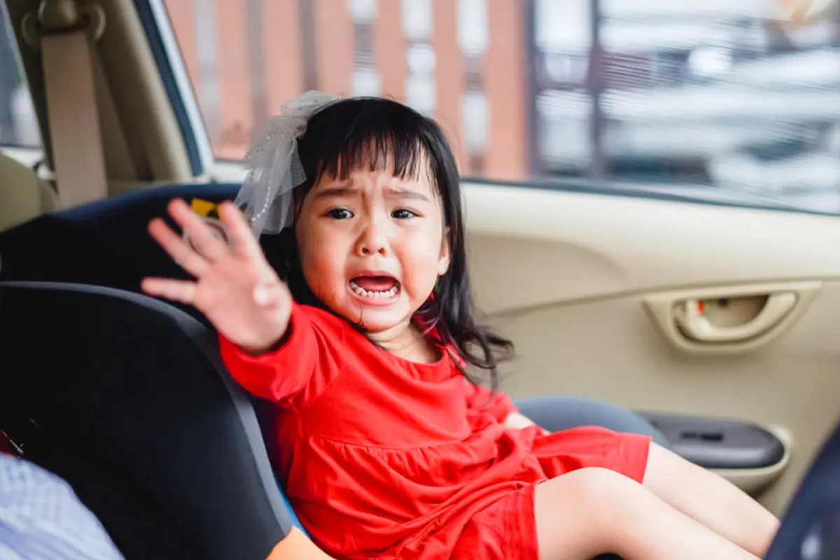 menuruti keinginan anak