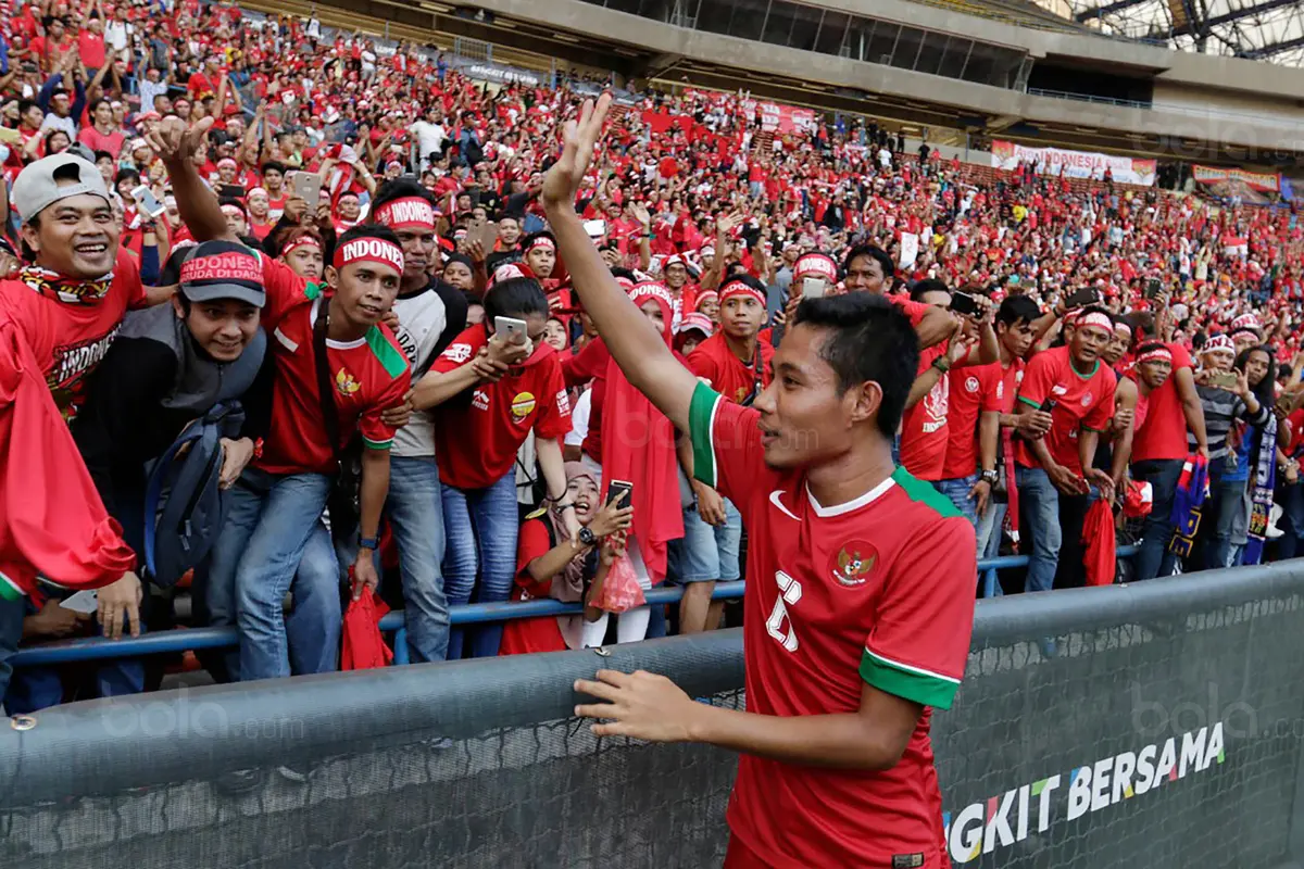 Evan Dimas