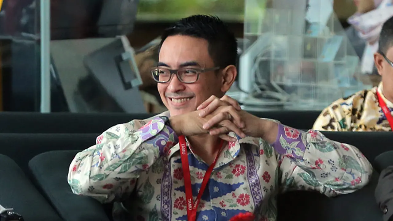 [Bintang] Zumi Zola