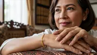 8 Model Gelang Emas 3 Gram untuk Ibu 50 Tahun, Elegan dan Nyaman Sepanjang Hari