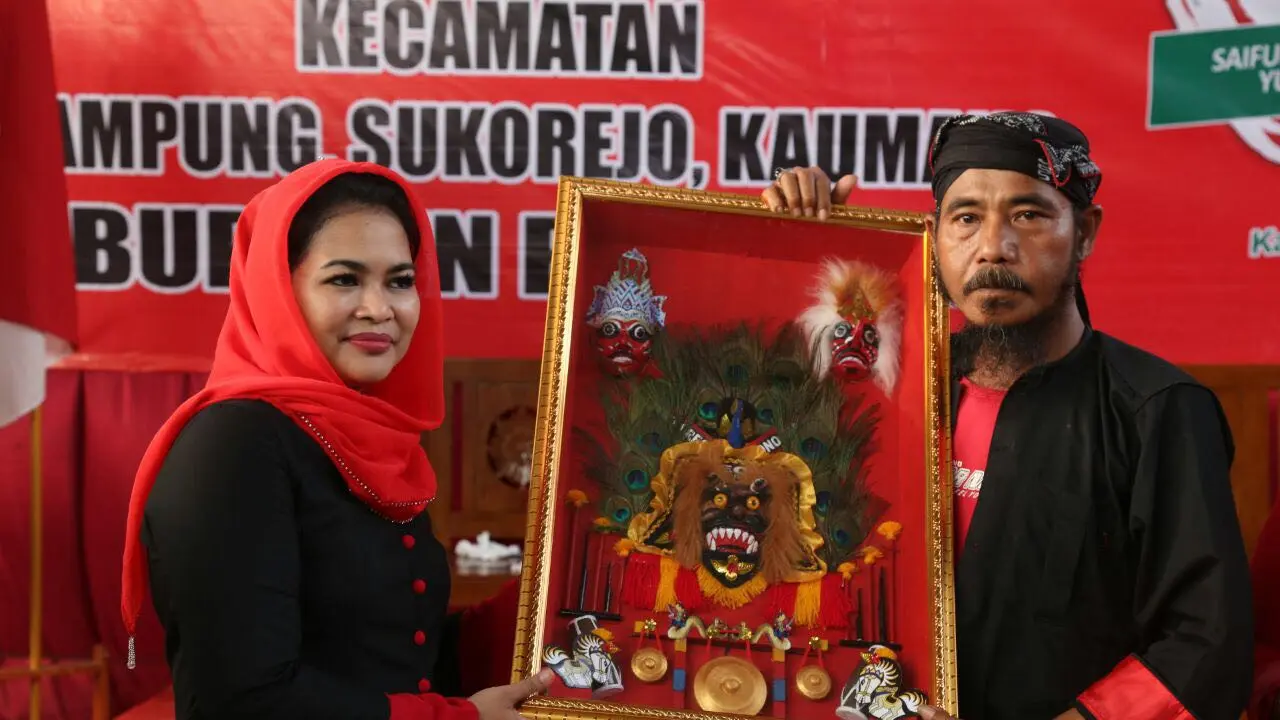 Calon Wakil Gubernur Jawa Timur Puti Guntur Soekarno