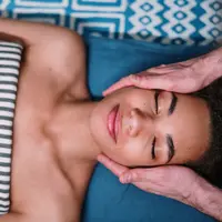 ilustrasi klinik kecantikan | pexels.com/@cottonbro