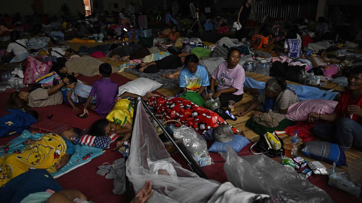 Hari Kedua Konflik, Thailand dan Kamboja Saling Serang dengan Artileri