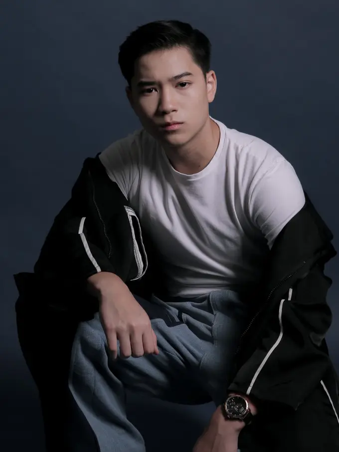 Fimela People: Cerita Marco Wibowo Terjun Ke Dunia Modeling