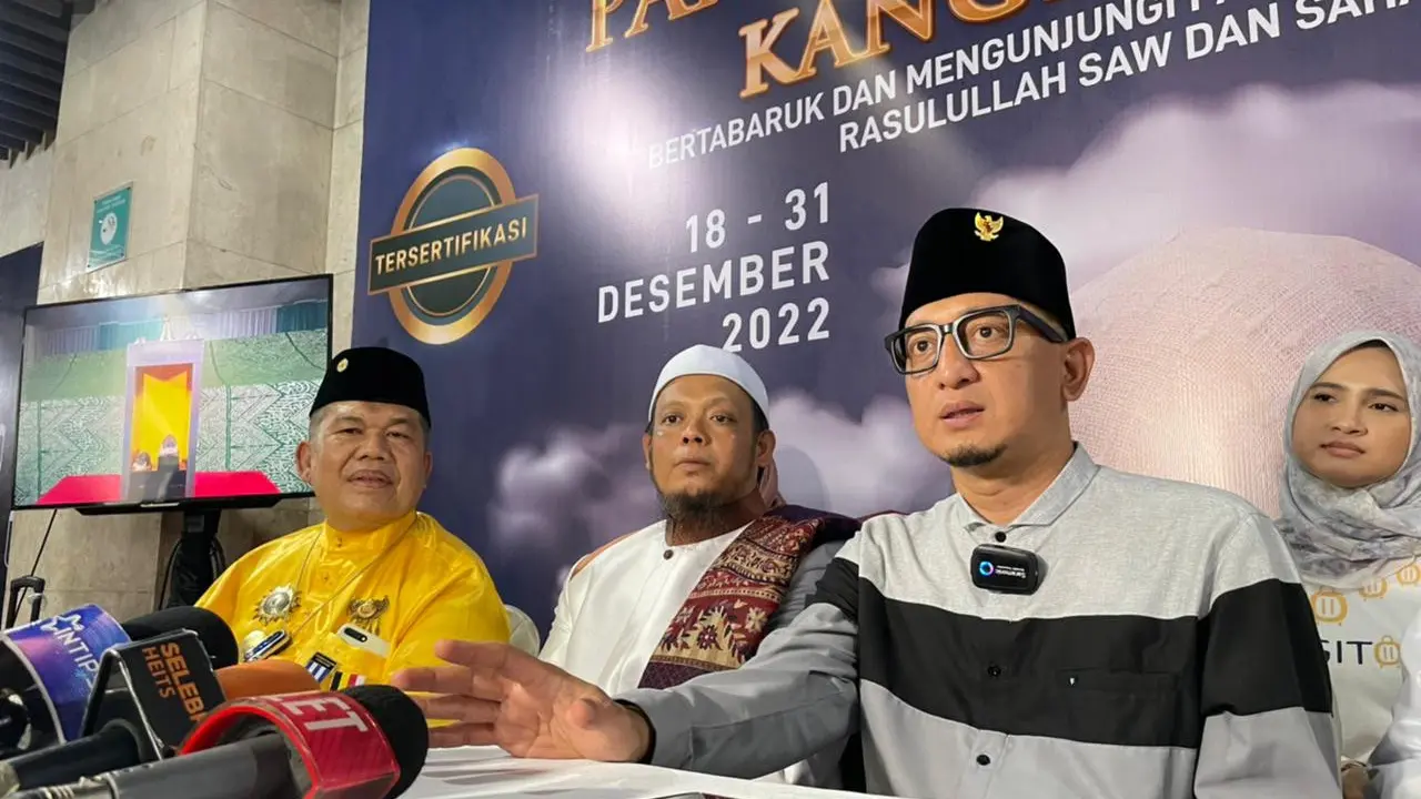 Ustaz Zacky Mirza Hadirkan Pameran Barang Peninggalan Rasulullah, Dari Potongan Sorban Hingga Ekstrak Keringat yang Mewangi