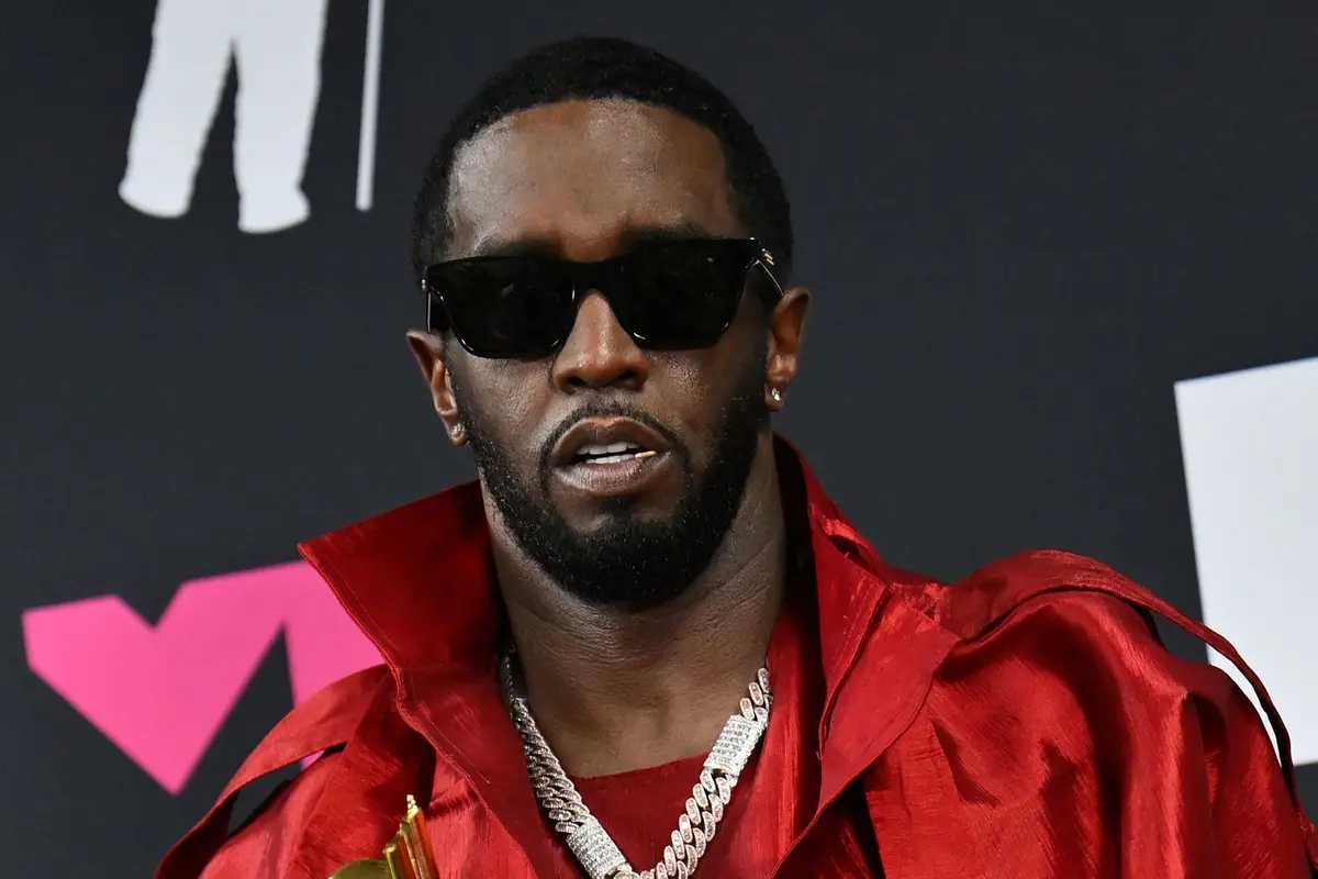 P Diddy dihujani tuntuna dari enam orang lebih penggugat anonim dari tuduhan yang dilakukan sejak 1995 -- 2021