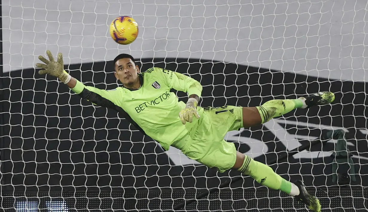 Alphonse Areola begitu lekat dengan kesuksesan Timnas Prancis menjuarai Piala Dunia 2018. Kedua orangtua Areola merupakan penduduk asli Filipina yang pindah ke sana. Namun, pada akhirnya, Areola memilih untuk bermain dengan Timnas Prancis. (Foto: AFP/Pool/Adrian Dennis)