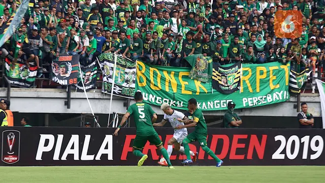 Persebaya Surabaya vs Tira Persikabo