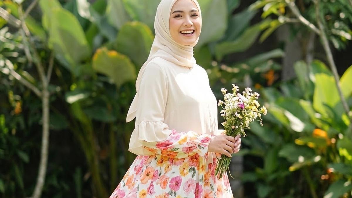9 Model Gamis Kombinasi Atas Bawah untuk Lebaran 2026, Anggun dan Modern