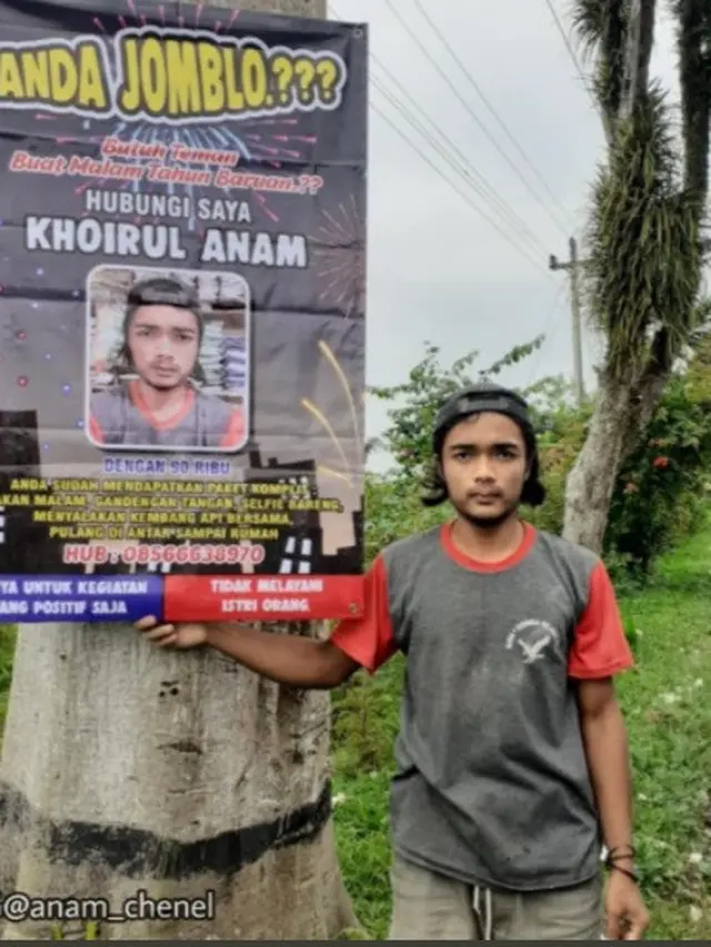 pria buka jasa jadi teman malam tahun baruan