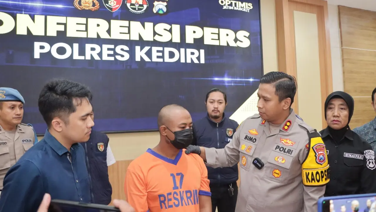Nurohmad alias Tompel (25) diamankan polisi usai menyiram anak dan istrinya dengan air keras. (Istimewa)