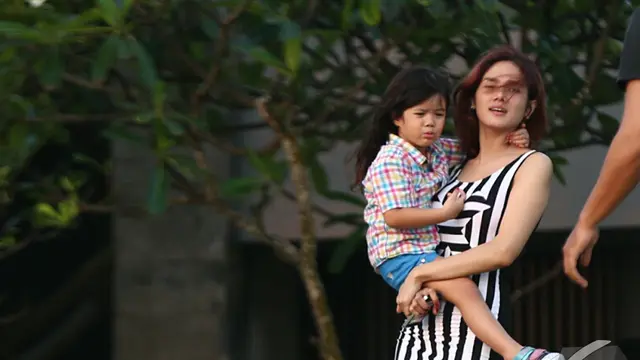 Serunya Ahmad Dhani dan Keluarga Saat Liburan di Bali