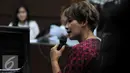 Ahli psikologi klinis Antonia Ratih Handayani saat memberi kesaksian di sidang lanjutan pembunuhan Mirna Salihin di PN Jakarta Pusat, Senin (15/8). (Liputan6.com/Johan Tallo)