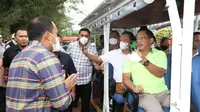 Menteri Dalam Negeri Tito Karnavian Bersama rombongan sedang meninjau revitalisasi Taman Mini Indonesia Indah (TMII). (Dok. Puspen Kemendagri)