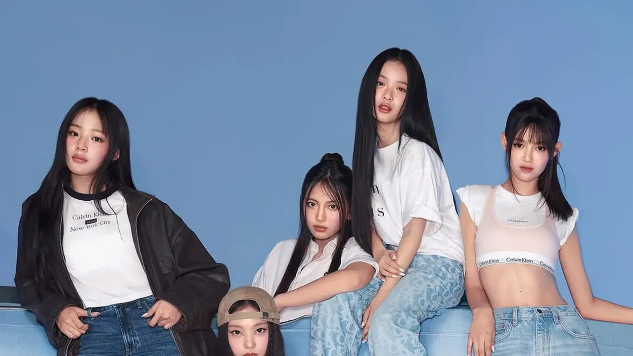 Girlband NJZ Tampil Retro dengan Gaya 90an di Koleksi Denim Terbaru Calvin Klein